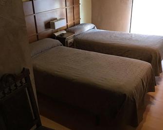 La Bastide Du Chemin - Sant Fagund - Habitación