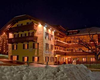 Hotel Gasthof Jochele - Pfalzen - Building