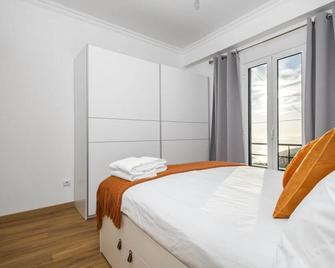 Il Tramonto by Homie - Ribeira Brava - Bedroom