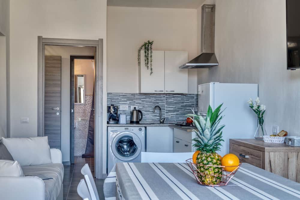 Izzhome Cozy Sunflowers - Pula - Cucina