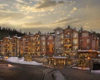 Valentines in Tahoe! 4 days 3 nights - Truckee - Byggnad