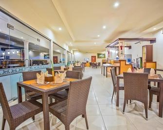 Mirah Hotel & Resort Banyuwangi - Banyuwangi - Restaurant