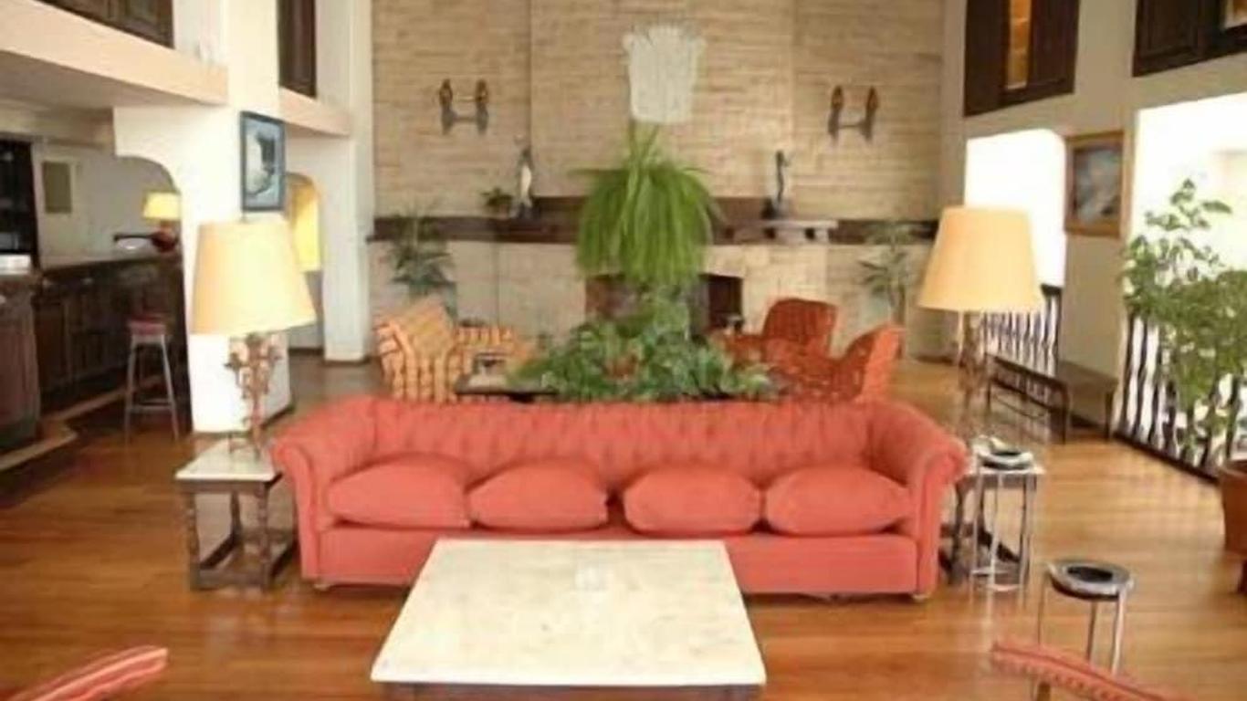 Hotel Austral Viedma