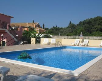 Elena Apartments - Palaiokastritsa - Pool