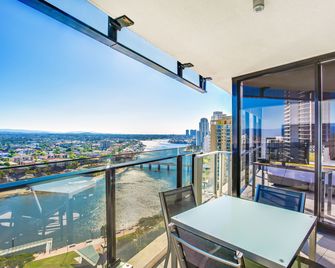 Mantra Circle on Cavill Surfers Paradise - Surfers Paradise - Balcón