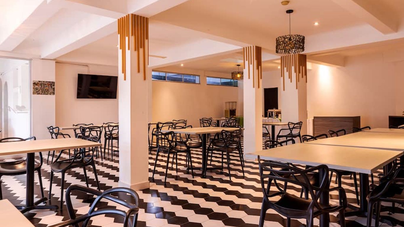 Hotel Manantial Melgar