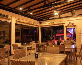 Js Pension House - Tanjay City - Restaurante