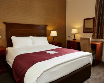 Kings Arms Hotel by Greene King Inns - Westerham - Chambre