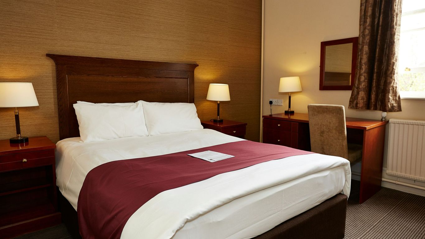 Kings Arms Hotel by Greene King Inns