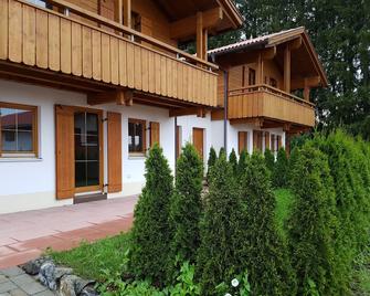 Large Holiday Home In Lechbruck Am See On The Edge Of The Allgäu Alps - Lechbruck - Gebäude