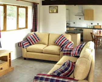 The Roost - Stratford-upon-Avon - Living room