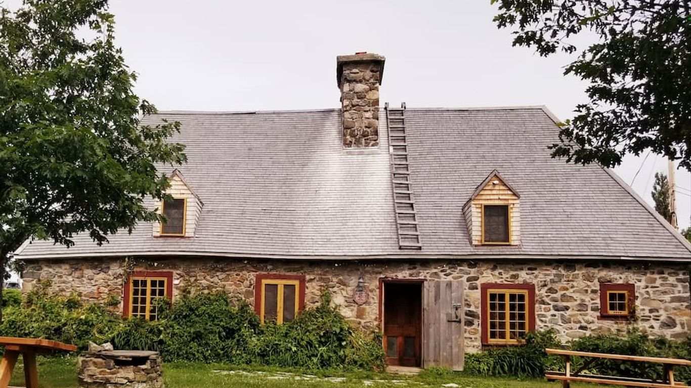 أوبيرج لو بيتيت بونور - هوستل