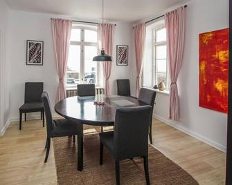 Amazing Apartment In Samsø With Wifi - Samsø - Spisestue