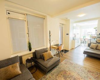 Stylish 50m2 Two-Bedroom Apartment - SD23K - Eindhoven - Sala de estar