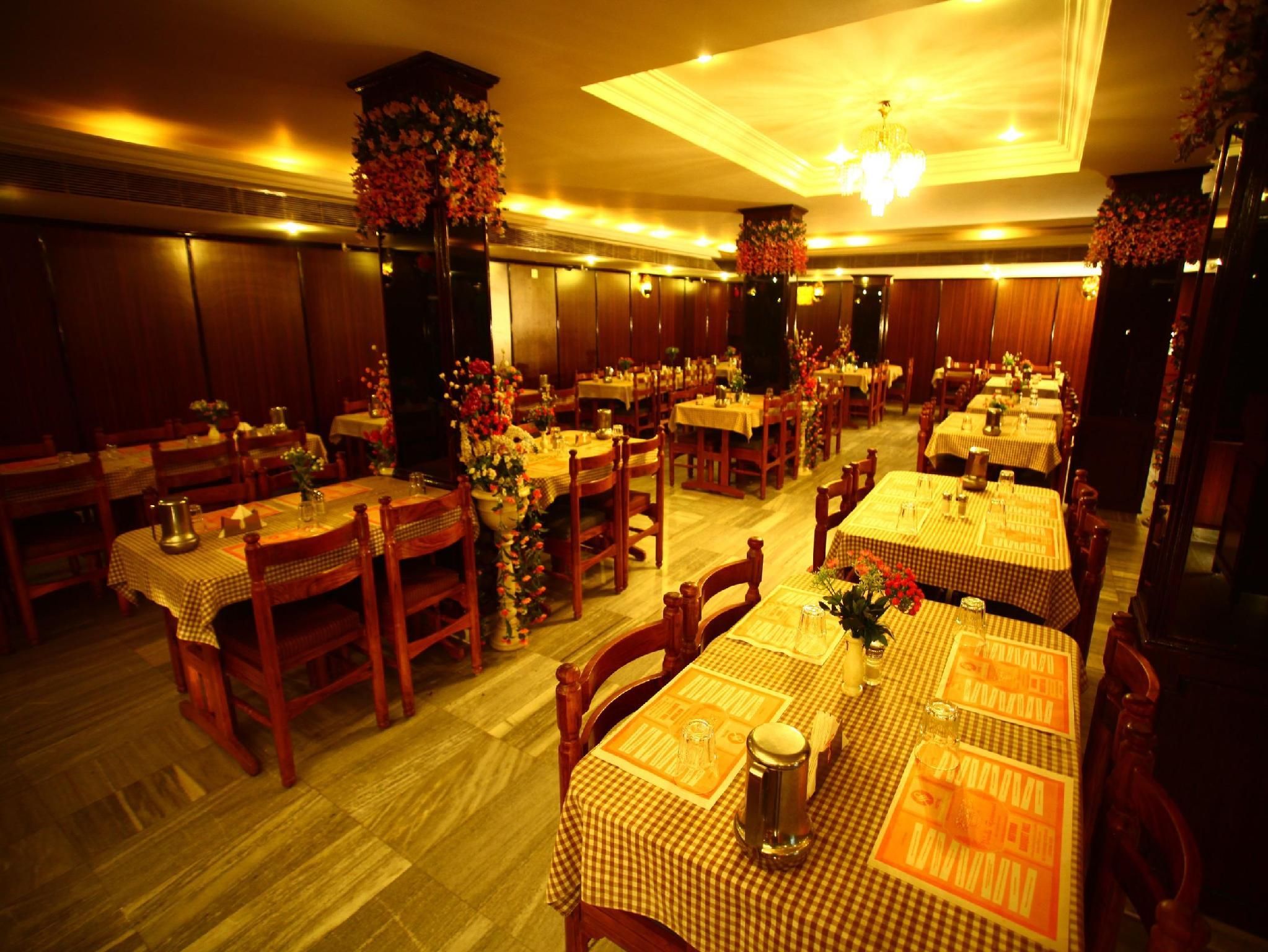 Hotel Sindhuri Park - Tirupati - Nhà hàng