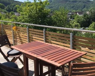 fully accessible Holiday Apartment with stunning views - Rossbach - Balkón