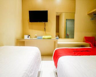 Puri Mas Hotel - Banjarmasin - Bedroom