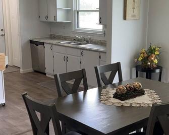 2 Bedroom home featuring an office & attached garage - Bemidji - Dining room