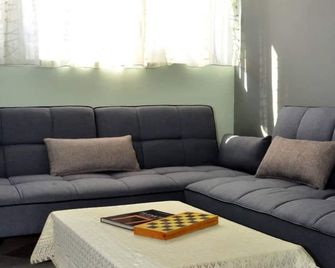 Cozy Apartment Fully Equipped Downtown - Tremecén - Sala de estar