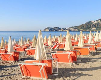Hotel Olimpo le Terrazze - Letojanni