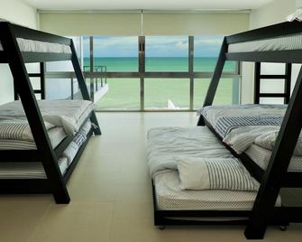 Beachfront Upscale House in Telchac - Telchac Puerto - Bedroom