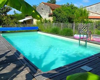 Le Jardin Secret - Gauriac - Bazén