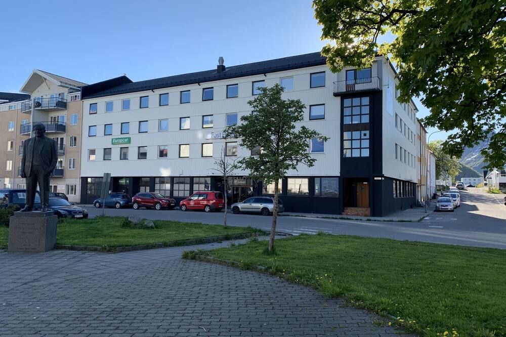 Fast Hotel Svolvær - Svolvær - Byggnad