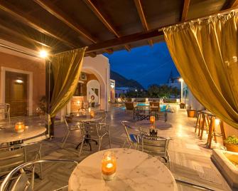 Villa Voula - Perissa - Restoran