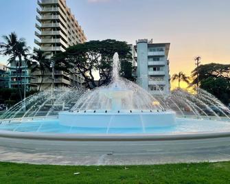 Luxurious Getaway - Honolulu