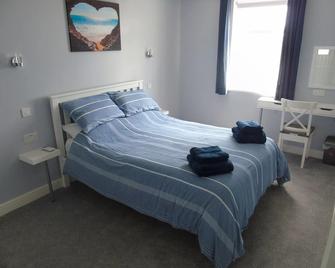 The Blackbirds - Lincoln - Bedroom