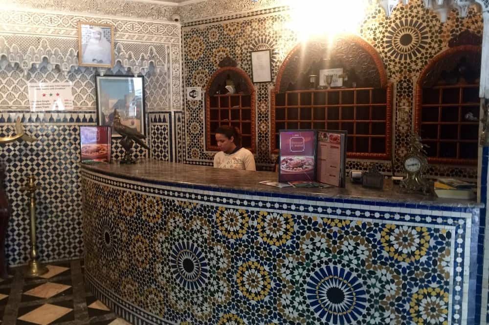 فندق المامون