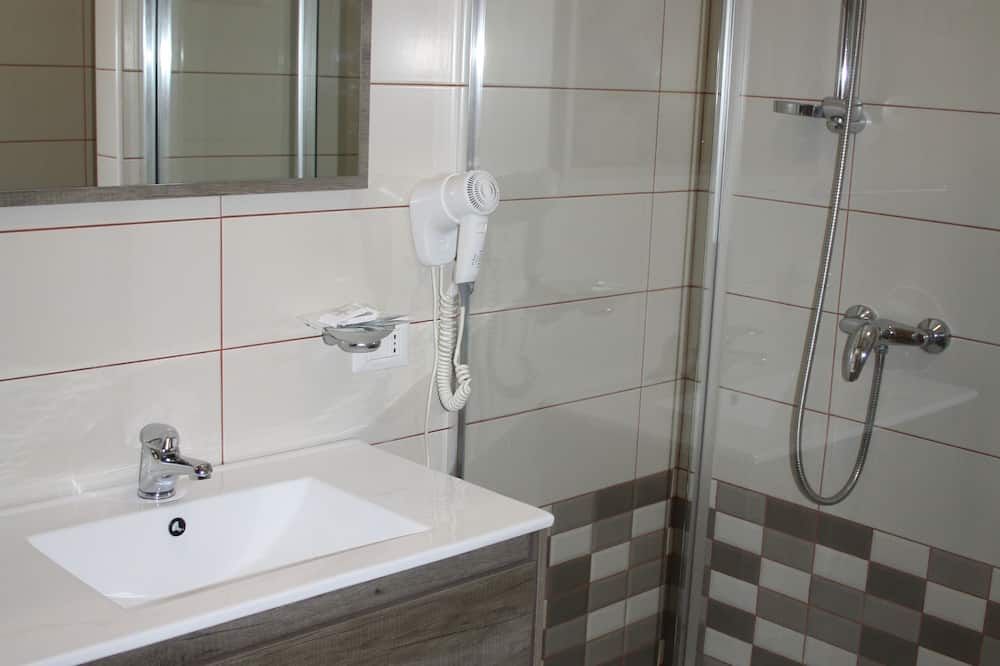 B&B Paradiso - Falerna - Bathroom