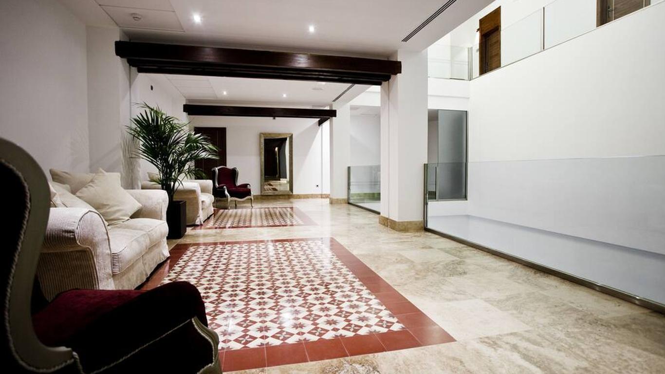 هوتل آند وينيري سينوريو دي نيفادا