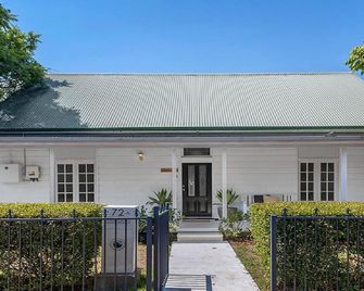 Casita - Modern 4 bedroom cottage in heart of Singleton - Singleton