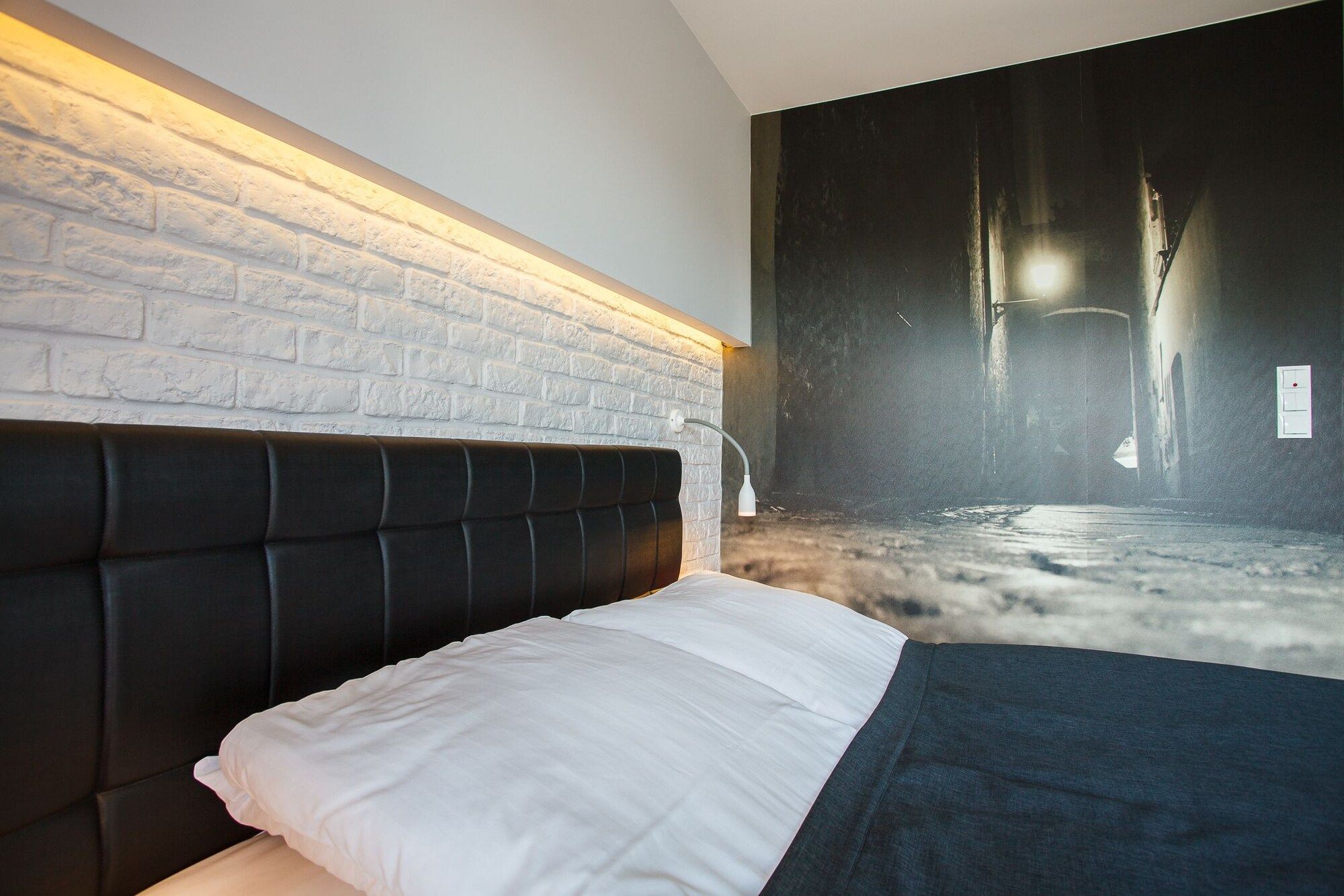 Hotel Czarna Roza - Toruń