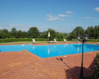 Residence Il Palazzocasa Campagna - Pergine Valdarno - Piscina
