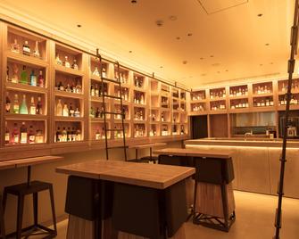 Henn na Hotel Tokyo Ginza - Tokyo - Bar