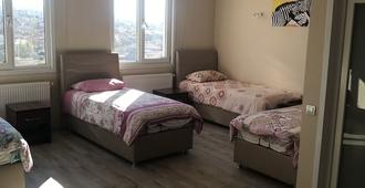 Gunes Otel - Hacıbektaş - Bedroom
