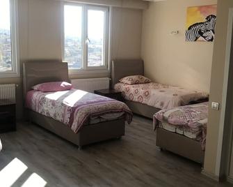 Gunes Otel - Hacıbektaş - Camera da letto
