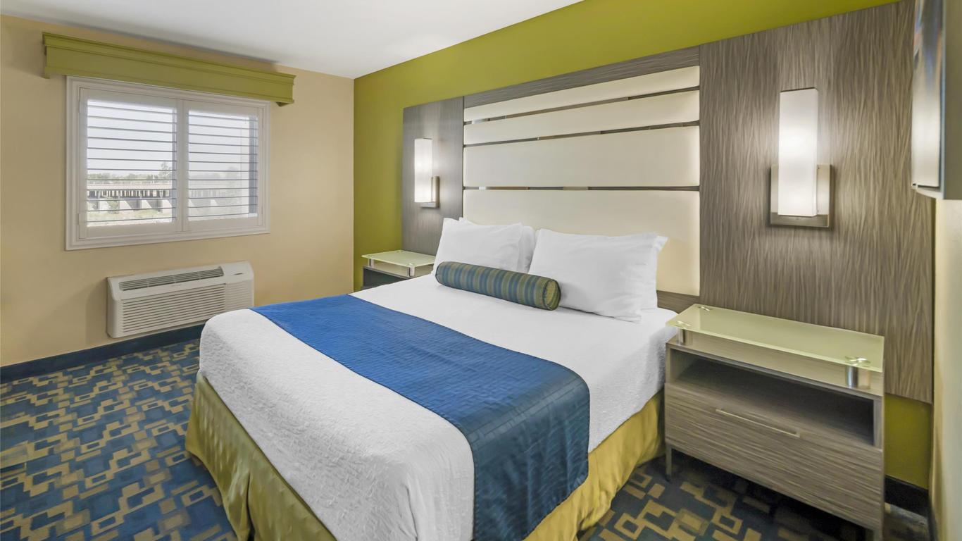 Best Western Antelope Inn & Suites