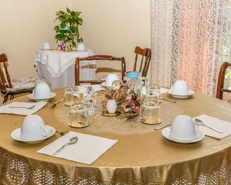 B&B Il Nido - Portici - Dining room