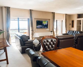 Elephant Hills Resort - Victoria Falls