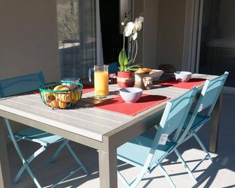 30 minutes from the beach! Large villa with pool, ideal for families - Saint-Gély-du-Fesc - Salle à manger