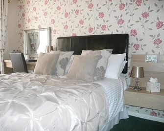 The Bahamas - Torquay - Bedroom