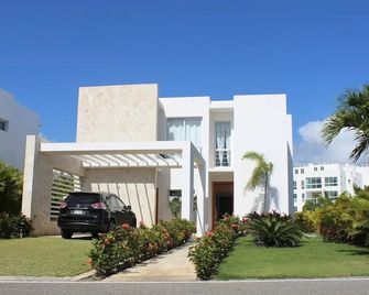 Villa Real Playa Nueva Romana - La Romana - Edificio
