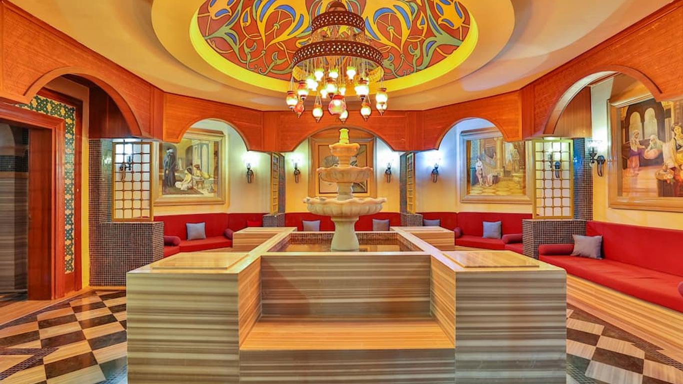 Crystal Family Resort & Spa