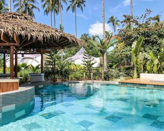 Nacpan Beach Glamping - El Nido - Pool