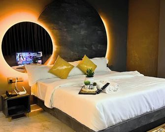 Hotel The Argal By Basotel, Indore - אינדור - חדר שינה