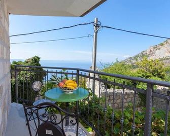 Holiday house Layla in Tucepi, sea view - Tučepi - Balcon