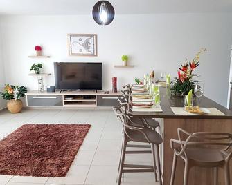 City Appart by Tahiti Homes - Faaa - Dining room